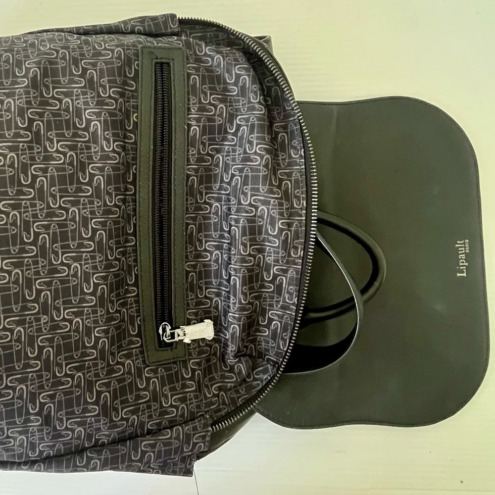 Lipault Paris Women's‎ Plume Elegance black Textured Leather Backpack